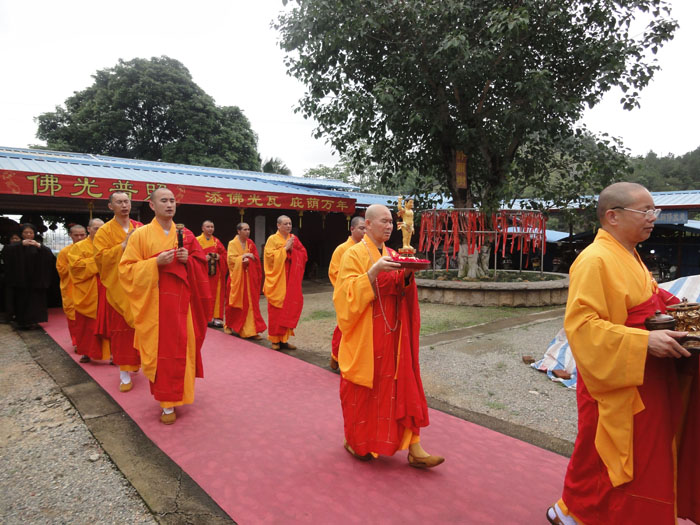 四月初八浴佛法会