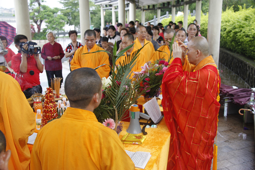 2013年5月19日放生