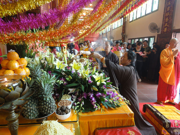 四月初八浴佛法会